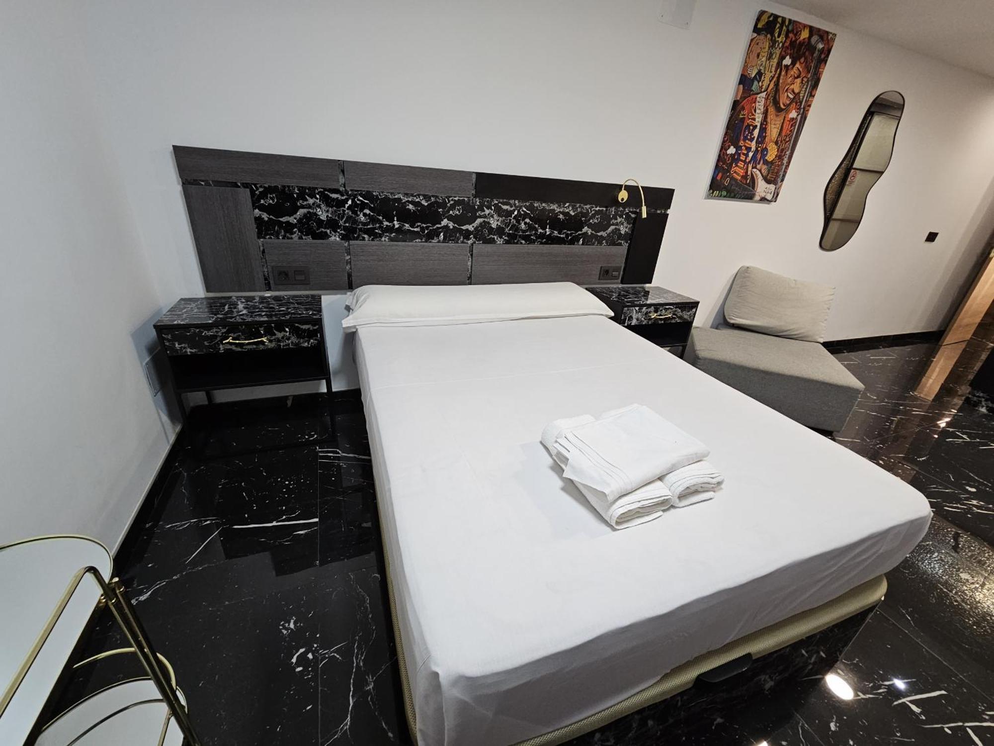 Apartamentos Benidorm Black 外观 照片