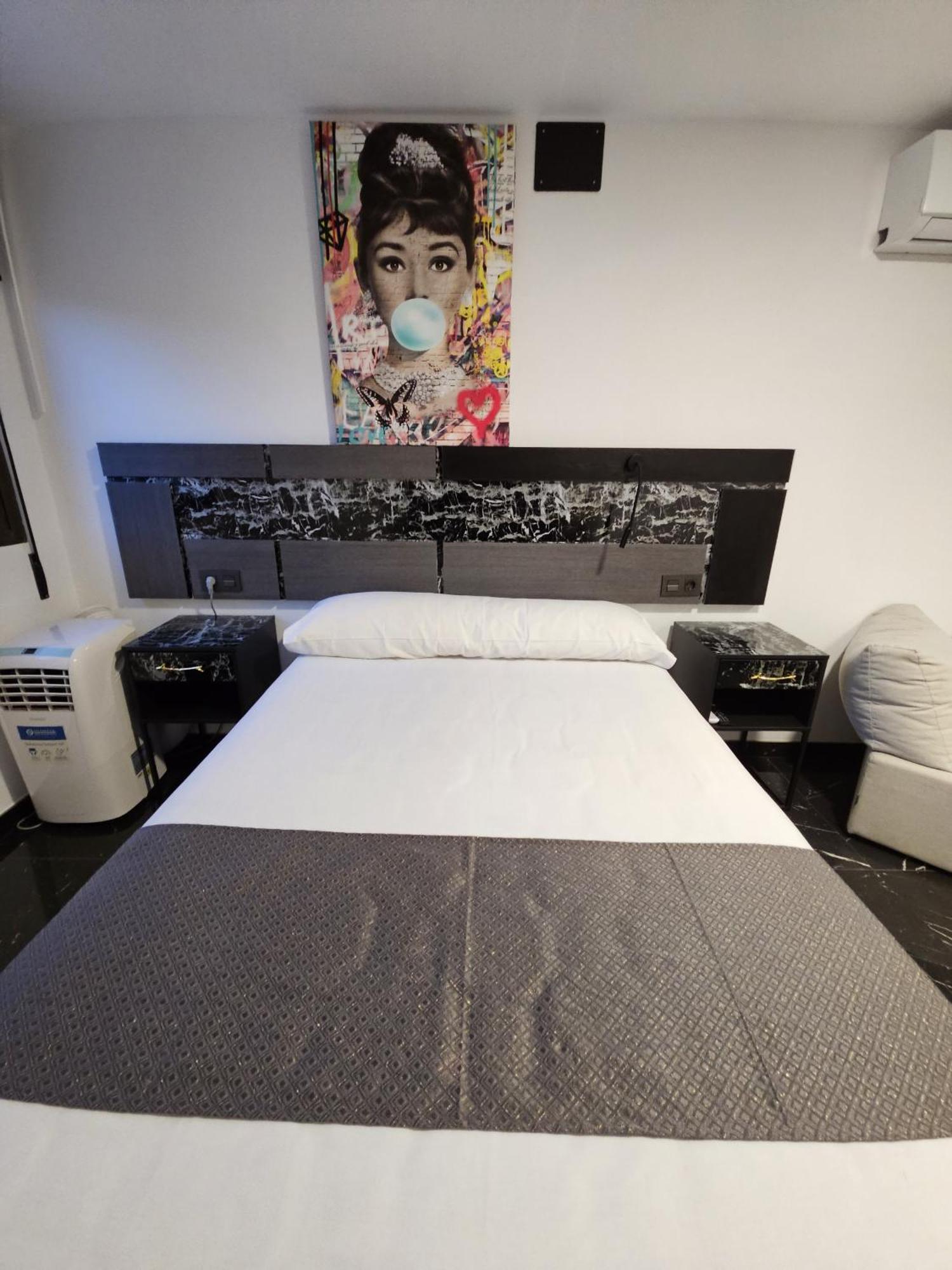 Apartamentos Benidorm Black 外观 照片