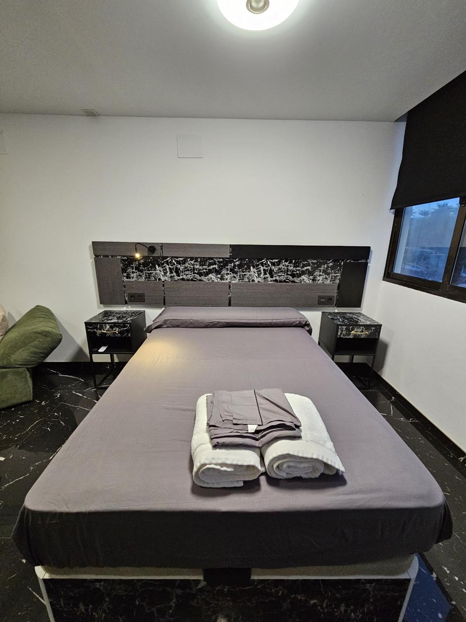 Apartamentos Benidorm Black 外观 照片